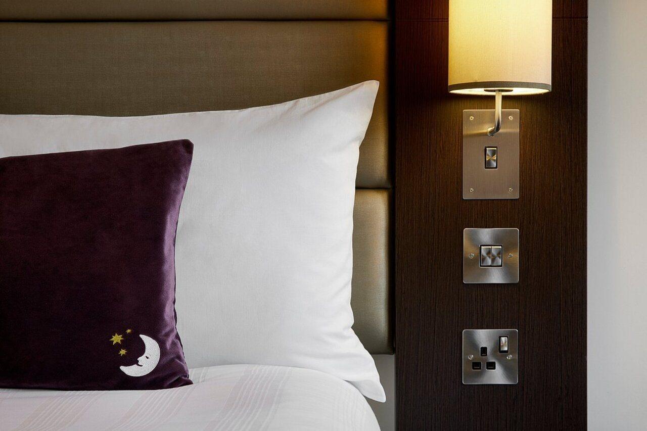 Premier Inn Brentwood Exterior photo
